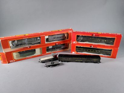 RIVAROSSI (HO).
une loco 141 et son tender...