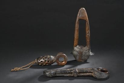 Ensemble de trois instruments, sifflets,...