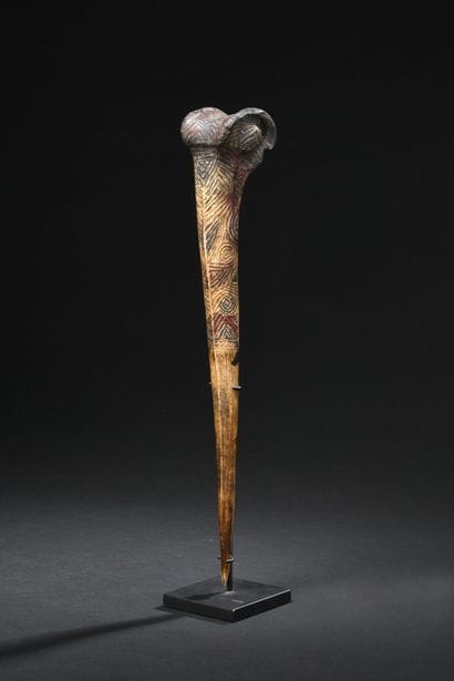 Abelam dagger, Papua New Guinea
Bones 
H....