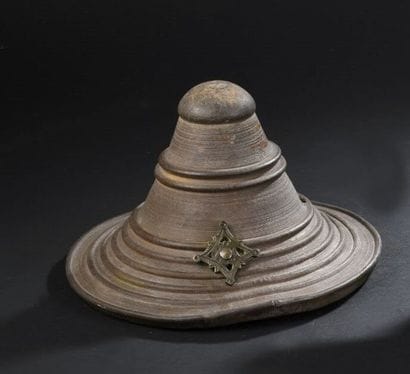 Bouclier Oromo / Galla, Éthiopie 
Cuir, laiton...