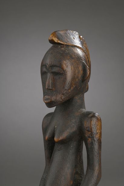 Statuette féminine Senoufo, Côte d'Ivoire...