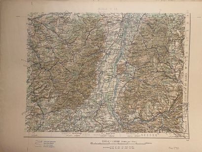 Un lot de cartes et photographies dont la...
