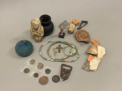 Fragment de verre balsamaire.
Rome, vers...
