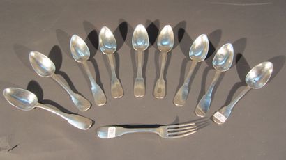 
Ensemble de couverts de table en argent...