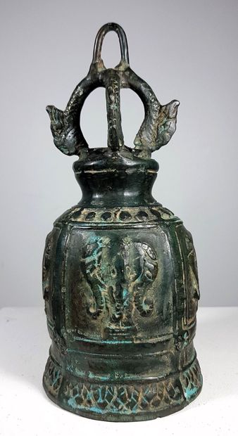 Thailand
Ritual bell with internal clapper...