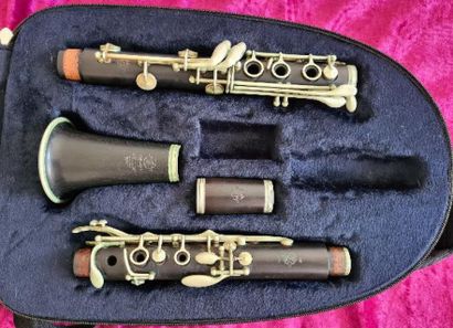 Selmer B-flat ebony clarinet, 