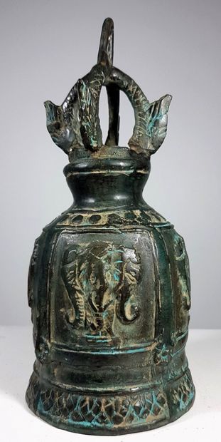 Thailand
Ritual bell with internal clapper...