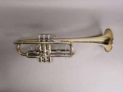 BACH Stradivarius 239 trumpet n°390863 circa...