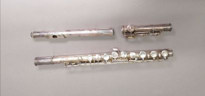 Silver-plated transverse flute by Henri Selmer,...