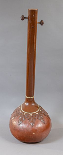 Tampoura made in India around 1950. Length...