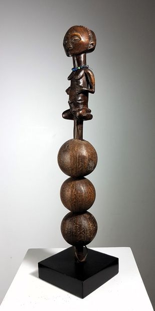 Luba, DR Congo, mid 20th century.
Superb...