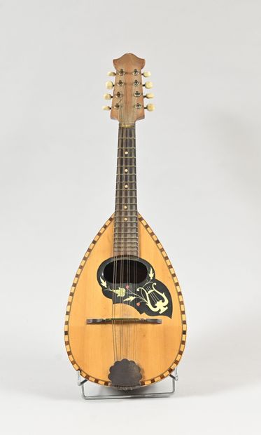 Neapolitan mandolin made by CATANIA CARMELO...