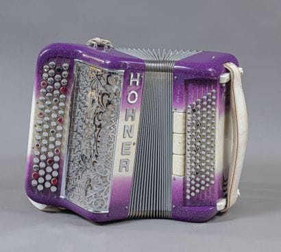 HOHNER Fun Pro four-row accordion, 96 basses....