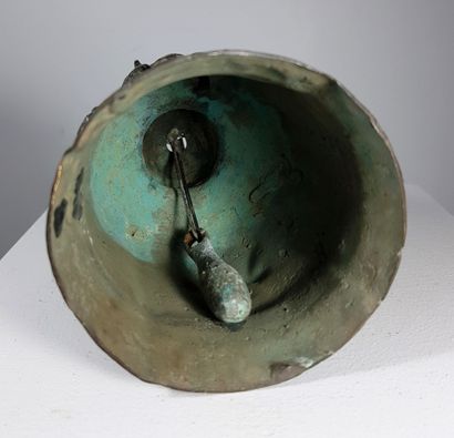 Thailand
Ritual bell with internal clapper...