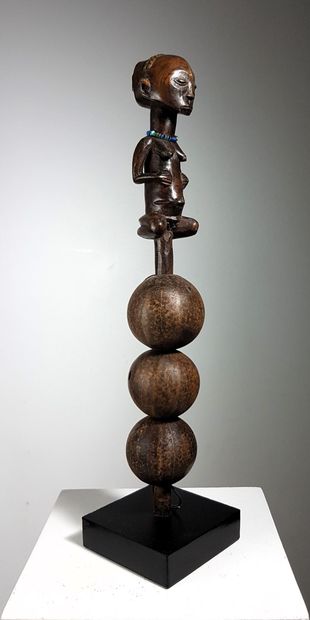 Luba, DR Congo, mid 20th century.
Superb...