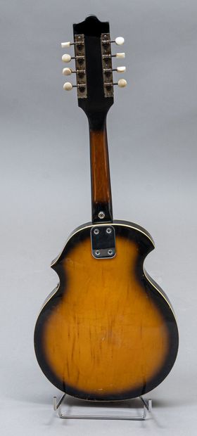 BRUNO electric mandolin (logo missing on...