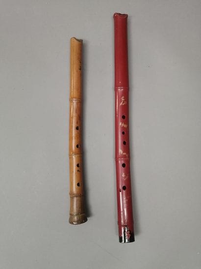 Pair of 19th century Japanese sakuashis....