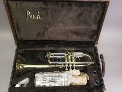 BACH Stradivarius 239 trumpet n°390863 circa...