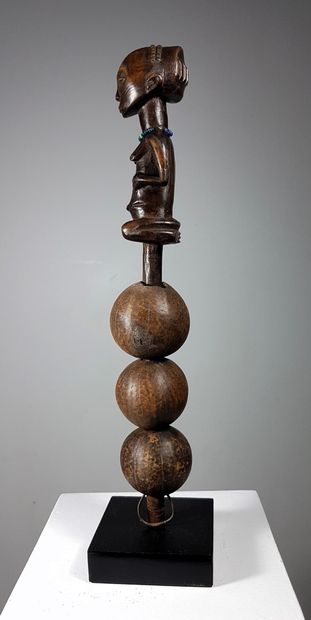 Luba, DR Congo, mid 20th century.
Superb...