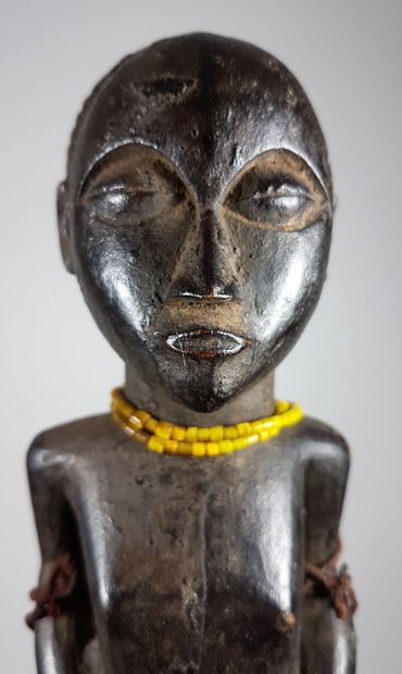 Luba, DR Congo
Divination rattle on calabash....