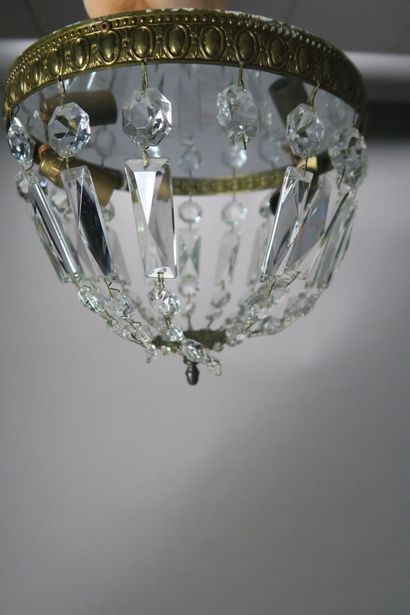 Lustre Montgolfier à quatre feux et plafonnier...