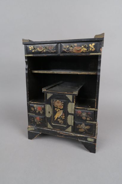 JAPON - Période MEJI
Cabinet miniature en...