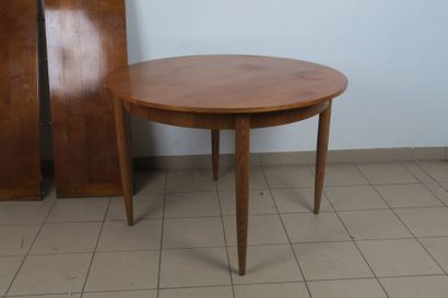 Table scandinave ronde à deux allonges en...