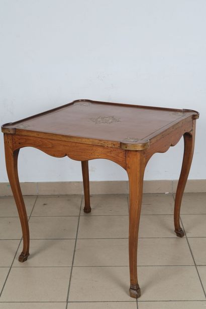 Table à jeux carrée en merisier, plateau...