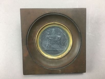 Médaille commémorative ronde en étain célébrant...