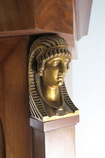 Attribué à Chaleyssin
Mobilier de bureau...