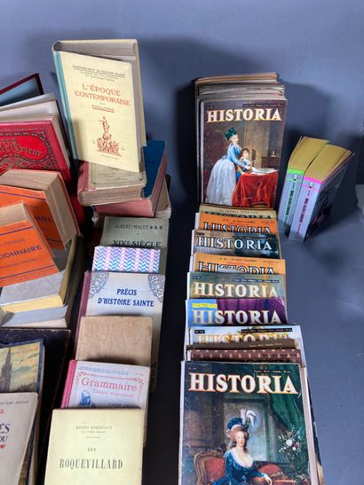 Trois cartons de livres comprenant une collection...
