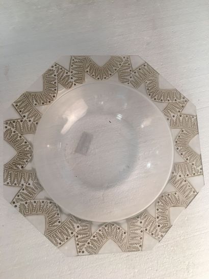 René LALIQUE - XXe siècle
Coupe octogonale...