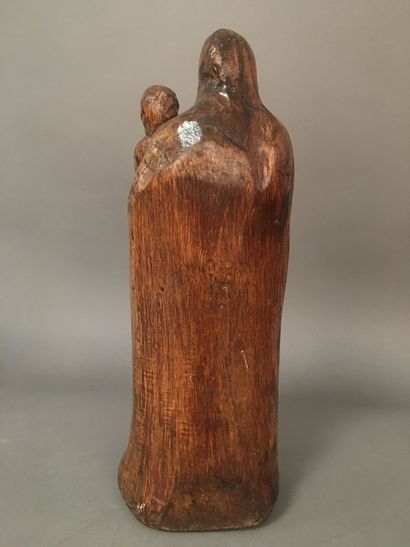 Vierge à l'Enfant en bois sculpté
XIXe siècle
H....