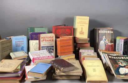 Trois cartons de livres comprenant une collection...