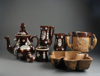 ANGLETERRE, Barge Ware
Ensemble en céramique...