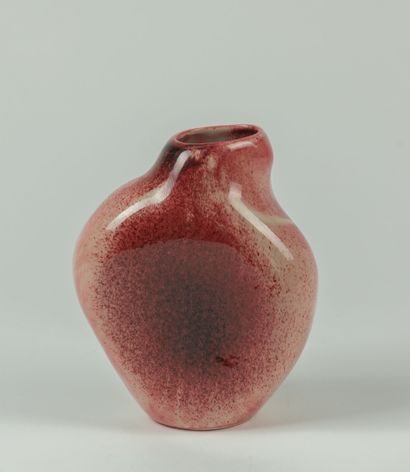 Max IDLAS (1932 - 2020)
Work from the 1970s
Vase
Glazed...