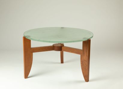 FRENCH work from the 1940s
Low table
Structure...
