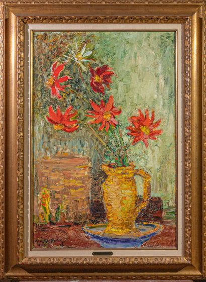Jean VINAY (1907-1978)
Yellow pot with dahlias
Oil...