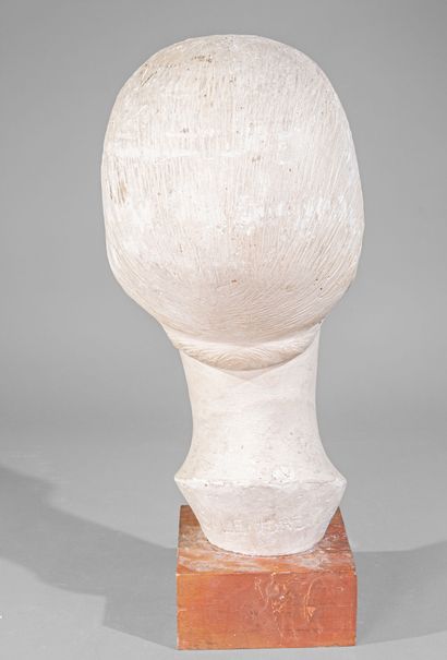Georges SALENDRE (1890-1985)
Head of a woman
Plaster...