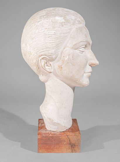 Georges SALENDRE (1890-1985)
Head of a woman
Plaster...