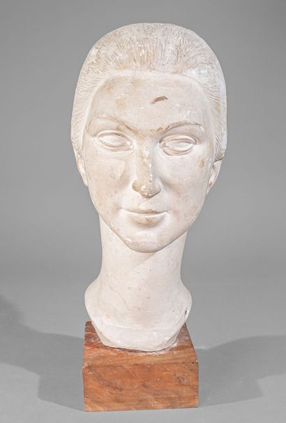 Georges SALENDRE (1890-1985)
Head of a woman
Plaster...