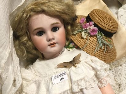 « DEP 11 » poupée tête biscuit, yeux dormeurs...