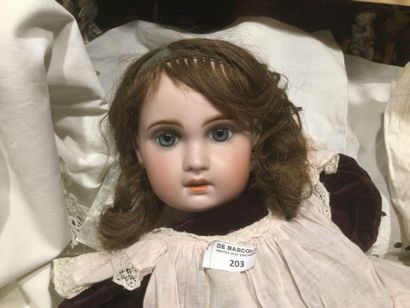 « 1907 11 » beau bébé Jumeau 1907, tête biscuit...
