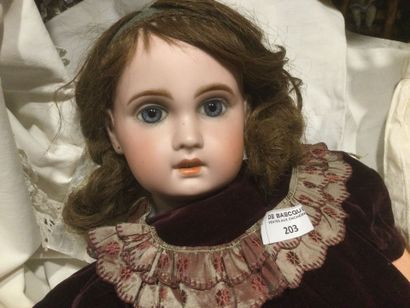 « 1907 11 » beau bébé Jumeau 1907, tête biscuit...