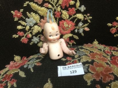Buste de kewpie en biscuit, houppette peinte...