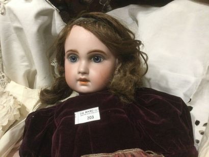 « 1907 11 » beau bébé Jumeau 1907, tête biscuit...