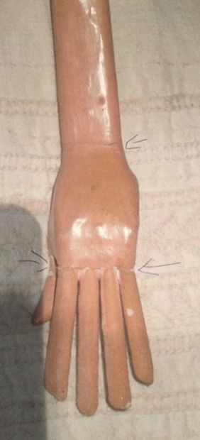 Belle poupée chinoise garçon tête et mains...