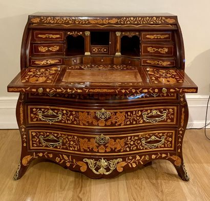 SCRIBANNE COMMODE with front and sides in...