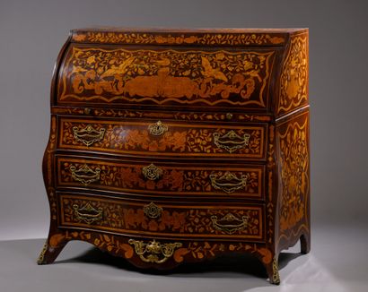 SCRIBANNE COMMODE with front and sides in...