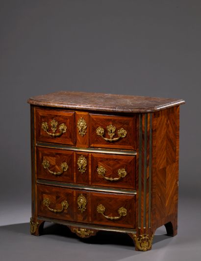SMALL COMMODE with slightly curved front...